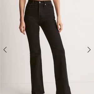 Madewell The Perfect Vintage Flare Jean in Sherborn Wash